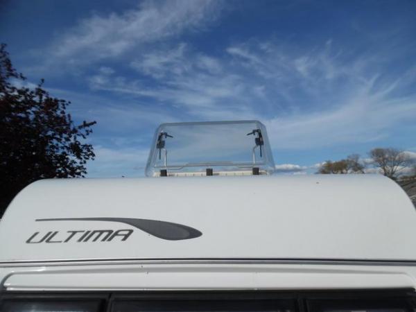 Image 20 of 2011 LUNAR ULTIMA 462,2 BERTH,AWNING,MOVER,SUPER COND.