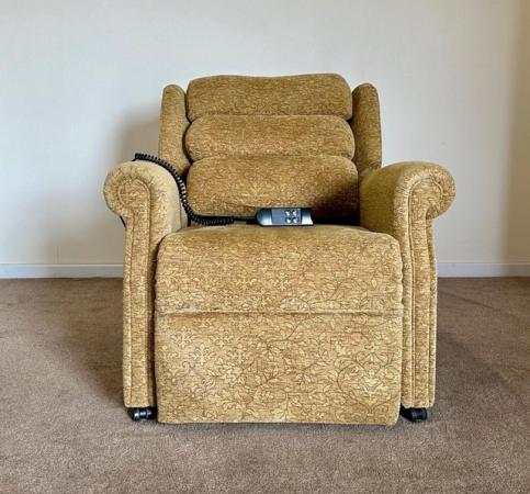 Image 11 of REPOSE ELECTRIC RISER RECLINER DUAL MOTOR CHAIR CAN DELIVER