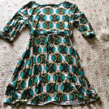 Image 3 of Sz16 NEW LOOK Green Circles Dress, Elbow Length Sleeves