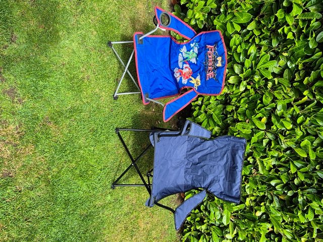 A pair of folding travel/garden chairs. Adult & child chair — Garden & Outdoor in Basildon
