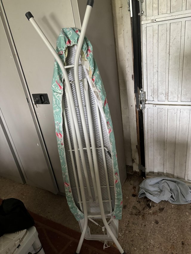 Preview of the first image of Ironing board needs cover free.