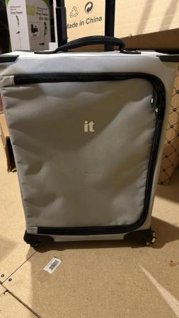 Image 3 of IT luggage Maxpace soft shell cabin suitcase, great conditio
