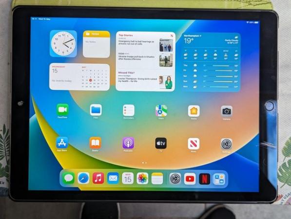 Image 1 of Ipad Pro 12.9 inch (2017)