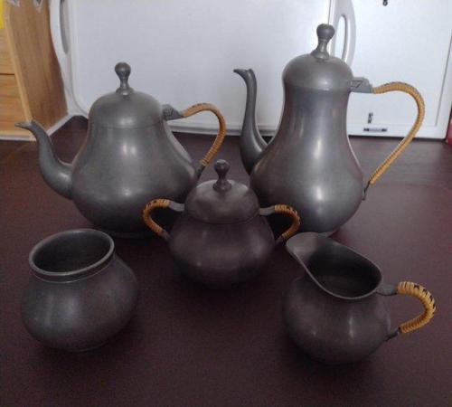 Image 2 of Vintage 'Zeister' Dutch Pewter Tea/Coffee Set