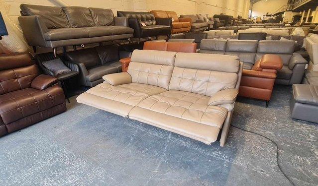 Image 7 of La-z-boy Knoxville cream leather electric 3 seater sofa