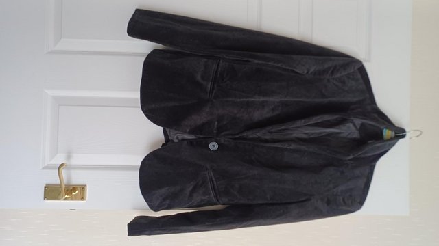 Image 2 of Black Velvet Lined Ladies Jacket Medium as new