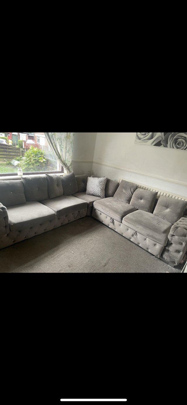 Preview of the first image of Free Corner sofa good condition.
