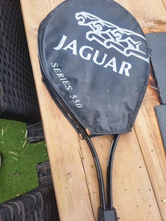 Preview of the first image of Tennis racket jaguar series 550.