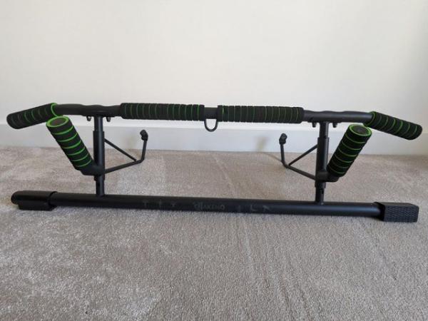 Image 2 of Hakeno Pull up bar, very good condition, rarely used