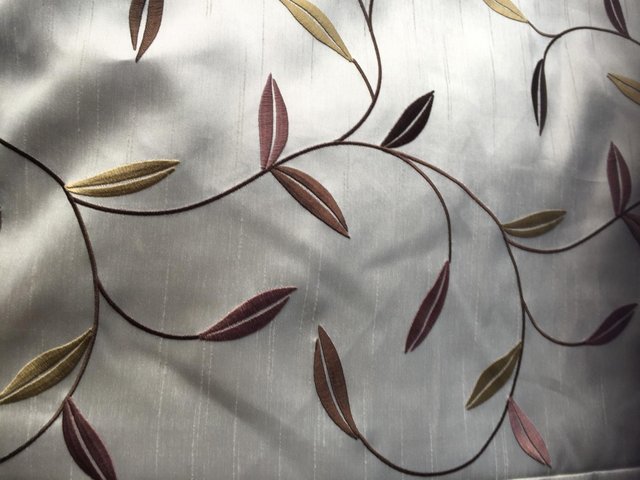 Preview of the first image of Lined curtains with eyelets.