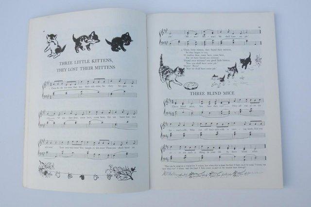 Preview of the first image of The Illustrated Oxford Nursery Song Book 1961 Edition.