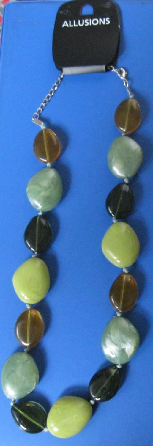Preview of the first image of Necklaces - NEW String of Beads.