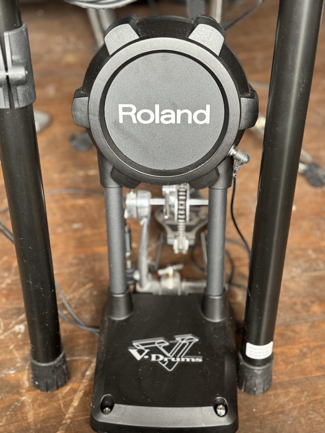 Preview of the first image of Roland TD11-KV V-Drums Electronic Drum Kit Mesh Heads.