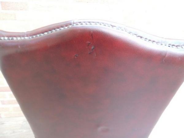 Image 14 of Dark Gainsborough Chair (UIK Delivery)
