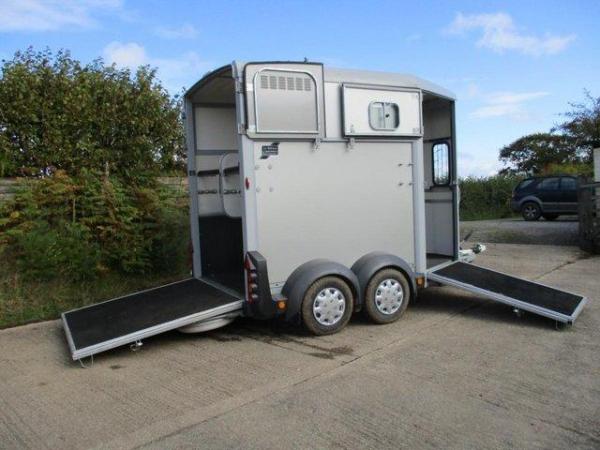 Image 5 of Ifor Williams HB511 /HB506 / HB403 Horse trailers