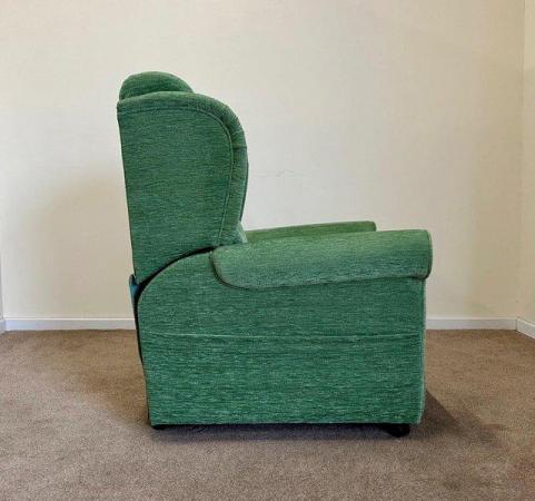 Image 10 of LUXURY ELECTRIC RISER RECLINER GREEN CHAIR ~ CAN DELIVER