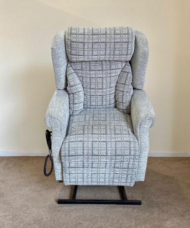 Image 5 of COSI ELECTRIC RISER RECLINER DUAL MOTOR CHAIR GREY DELIVERY