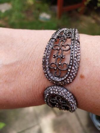 Image 1 of Pretty pattern bracelet