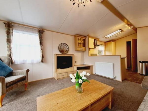 Image 3 of Carnaby Cascade 39x13 2 Bed - Lodges for Sale in Surrey!
