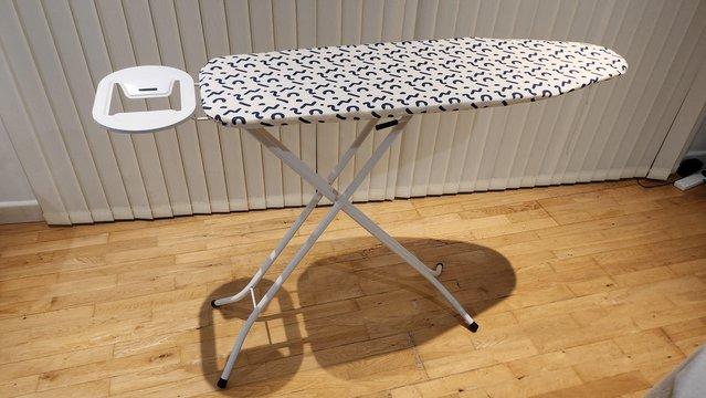 Preview of the first image of Ironing Board (110 x 32 cm).