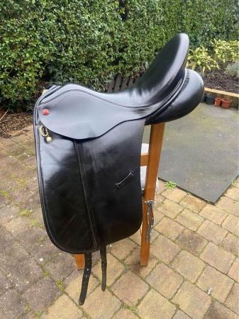 Image 1 of Black Albion Legend Dressage Saddle 17.5" Med