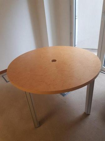 Image 2 of High Quality circular Meeting/boardroom/conference Table