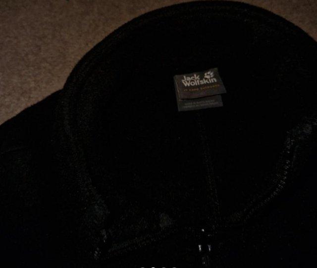 Preview of the first image of Womens Jack wolfskin fleece Black.