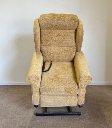 Image 9 of PETITE ELECTRIC RISER RECLINER GOLD CHAIR ~ CAN DELIVER