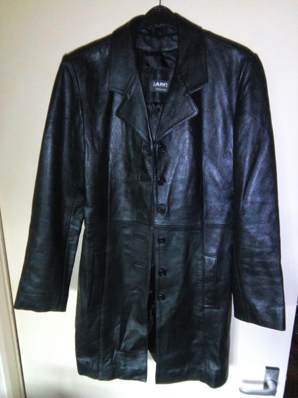 Preview of the first image of Ladies Leather Jacket SIZE M.