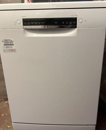 Image 2 of BOSCH serie 4 dishwasher