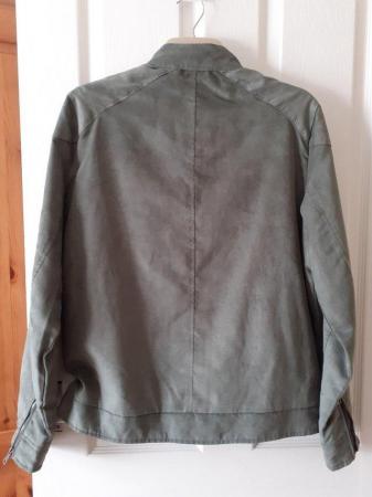 Image 1 of Men's lightweight olive colour medium jacket