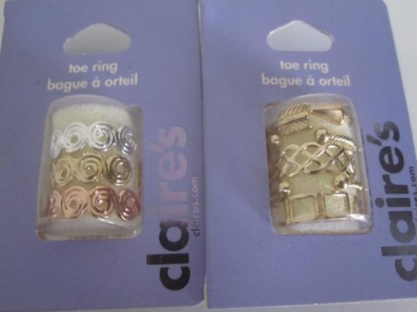 Image 2 of New Claire's toe rings pack of 2