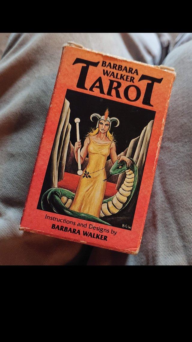 Preview of the first image of Tarot Cards Pack - Barbara Walker - 1986.