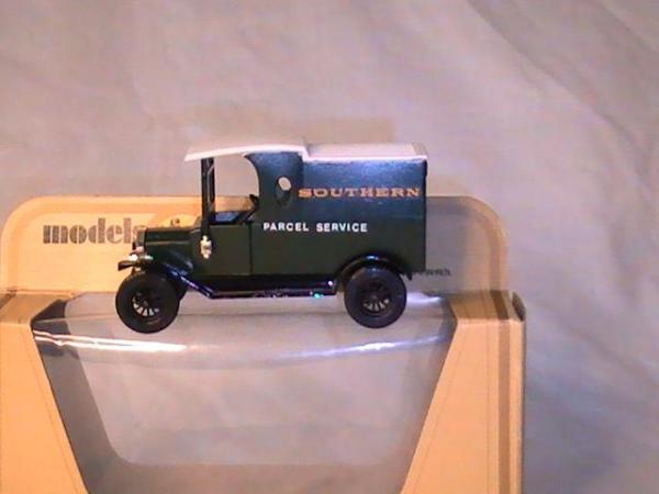 Image 7 of 5 Lesley Matchbox Delivery models of yesteryear