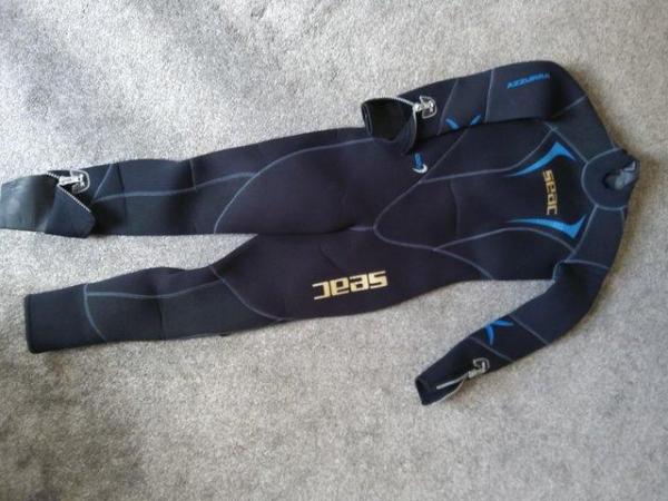 Image 2 of Seac Azzurra ladies wetsuit size medium