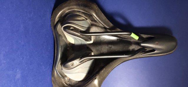 Preview of the first image of Sports Tourer Gel Saddle.