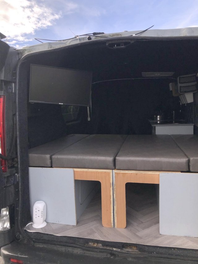 Preview of the first image of Vauxhall vivaro 1.9 camper conversion (new) 143000 miles de7.
