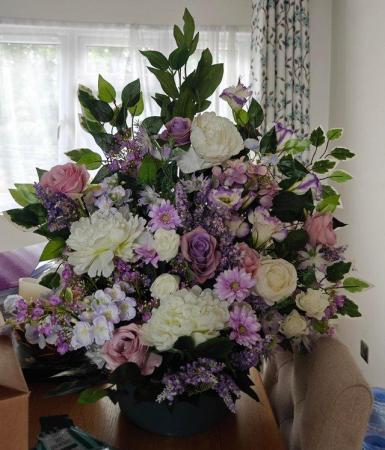 Image 3 of 2 X Lilac & white pedestal flowers with greenery
