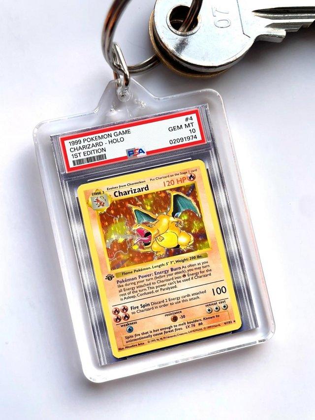 Preview of the first image of Pokemon Keyrings (Charizard, Umbreon, Venusaur).