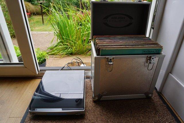 Image 2 of Record player and L/Ps----------