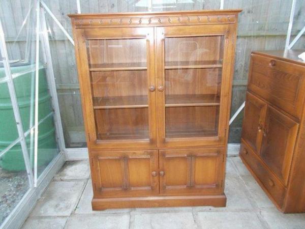 Image 1 of Ercol Display unit with Draws.