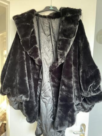 Image 3 of Heavy cape/shawl for sale