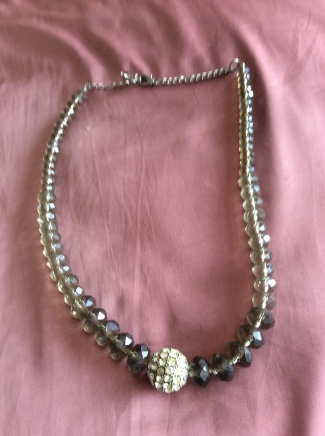 Preview of the first image of Grey crystal bead necklace.