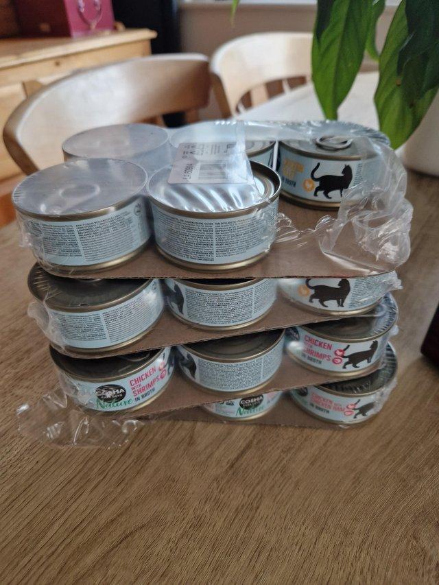 Preview of the first image of Free 22 tins of cat food.
