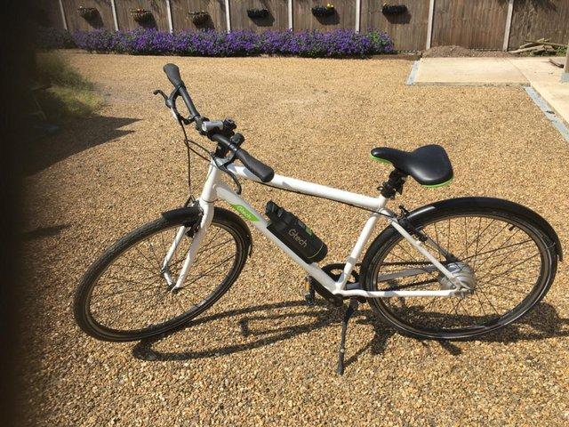 Men’s Gtech electric bike with charger
- £800