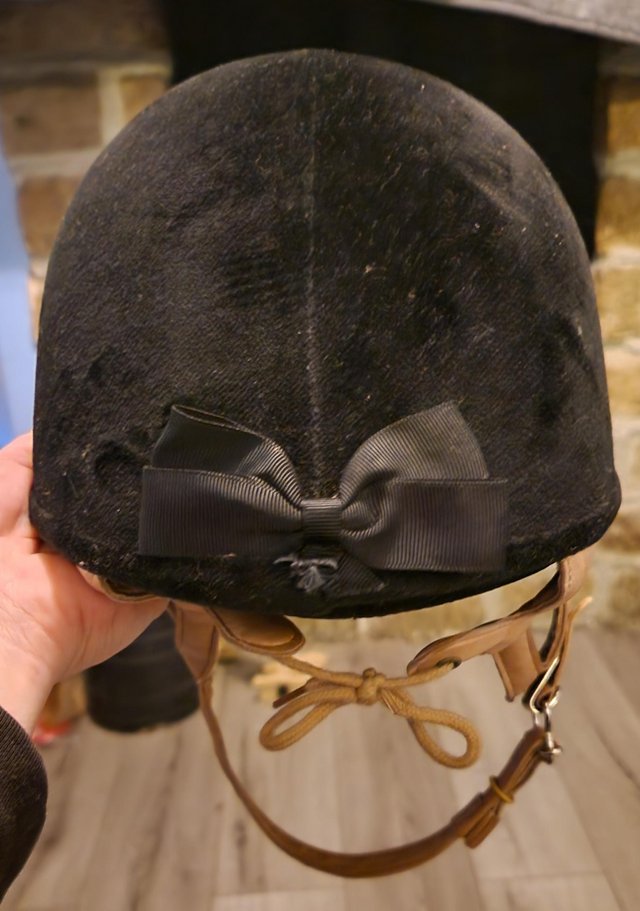 Preview of the first image of Black Charles Owen riding hat 58".