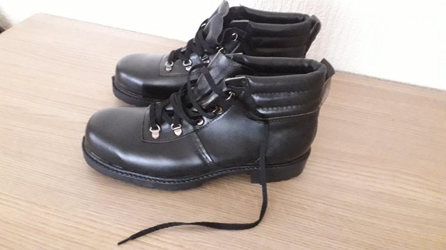 Image 2 of work boots steel toe cap