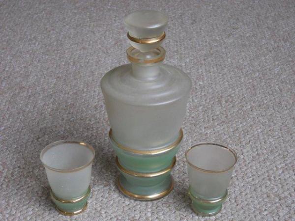 Image 1 of 1950s/1960s frosted glass decanter & 2 glasses. Gilt banded