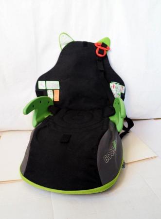Image 2 of Child booster seat. Trunki - BoostApak - Green