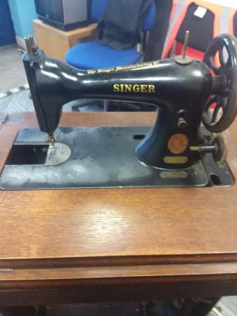 Image 3 of Antique Beautiful Vintage Singer Metal Sewing Machine Table